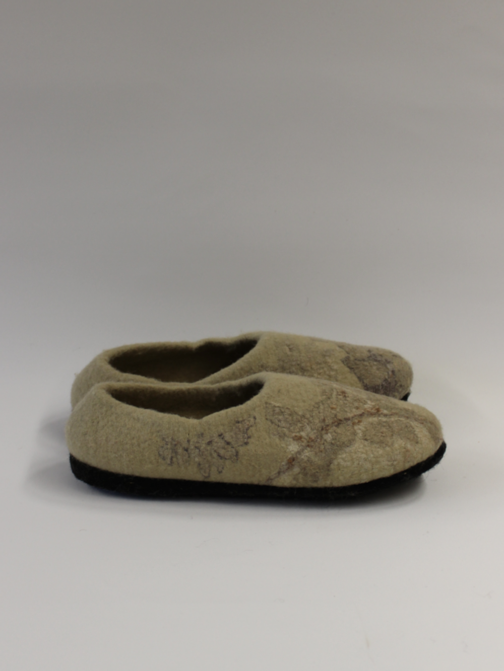 felt_slippers_felt_sole